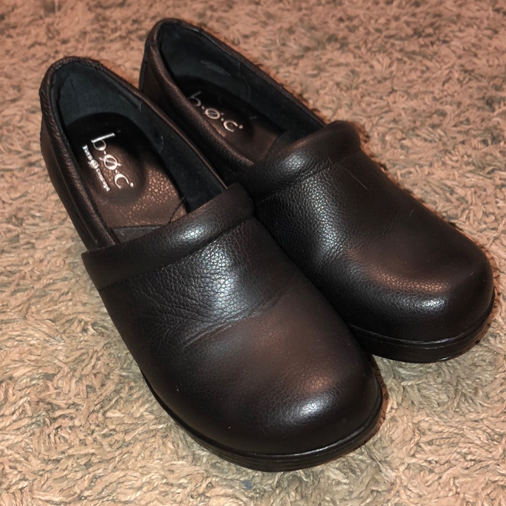 ‼️FINAL MARKDOWN‼️ Born clogs!! Brand new.